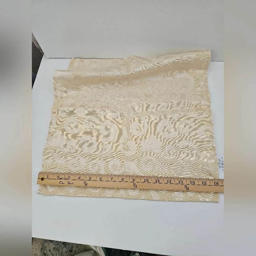 Set of Two Cream Damask Swirl Napkins – Cotton Blend Elegant Table Linens​